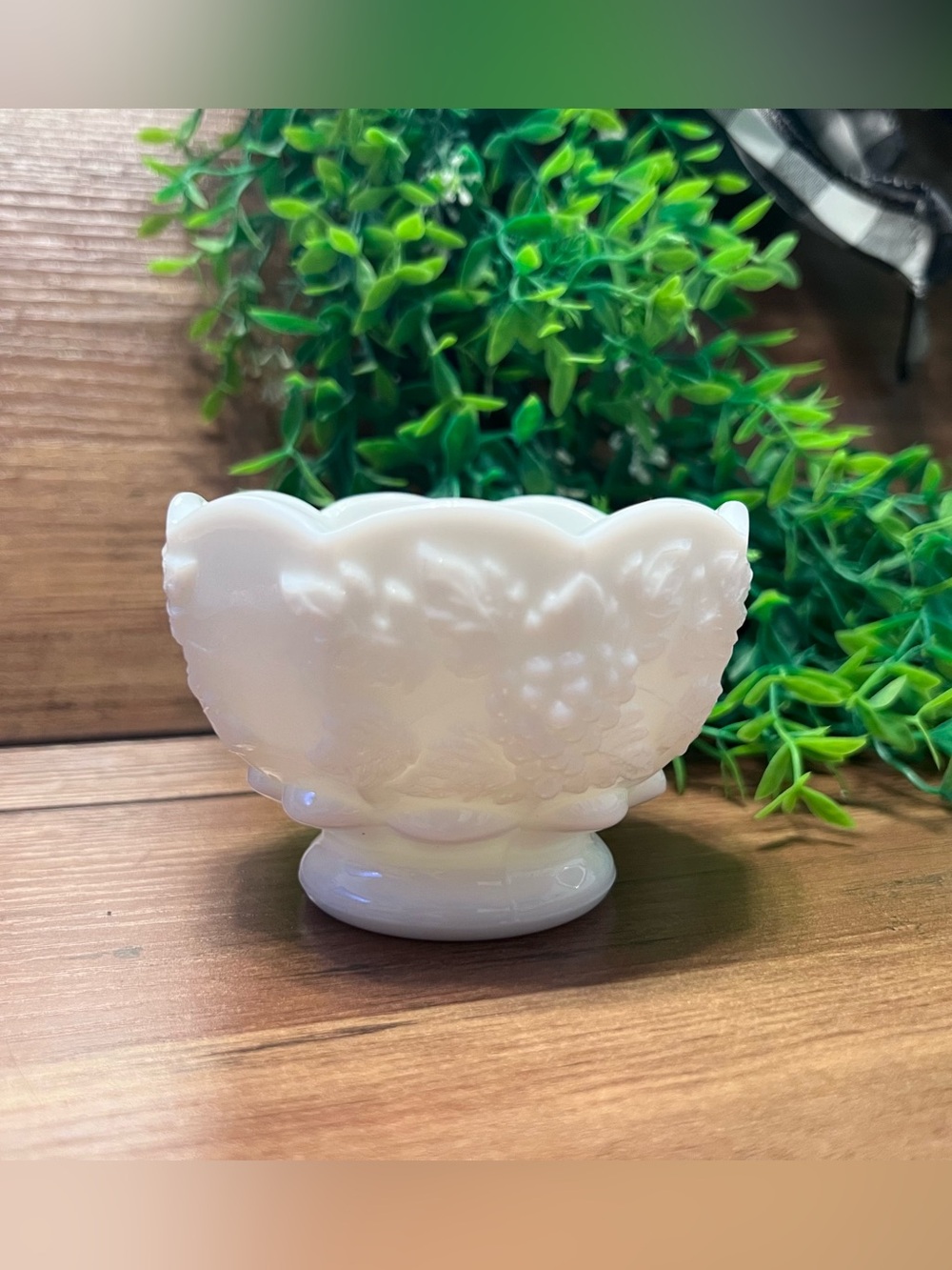 Vintage Westmoreland Milk Glass Footed Scalloped Small 3.5" Bowl